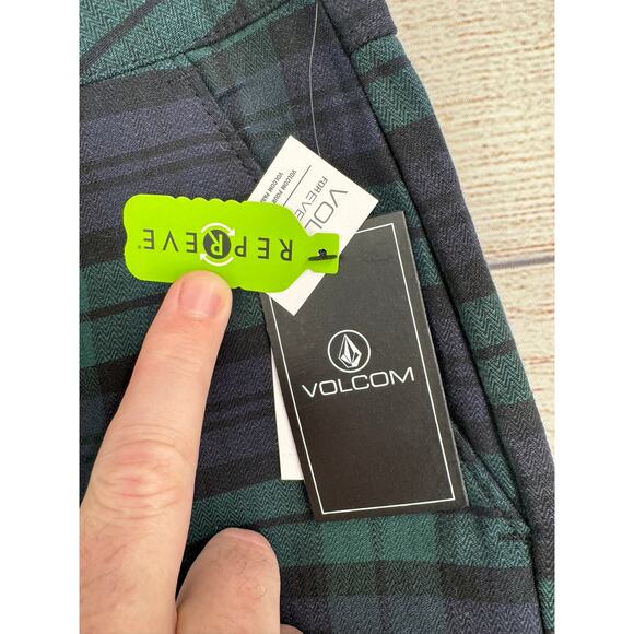 Volcom FroChickie High Rise Plaid Chino Pants Womens 29x30 Blue Green NEW - Picture 8 of 14